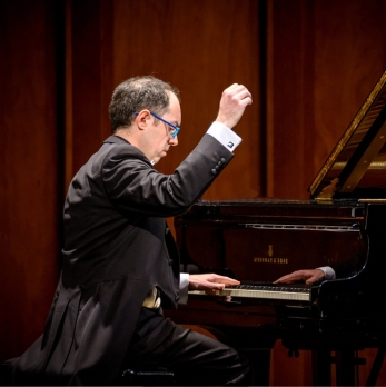 Alejandro García